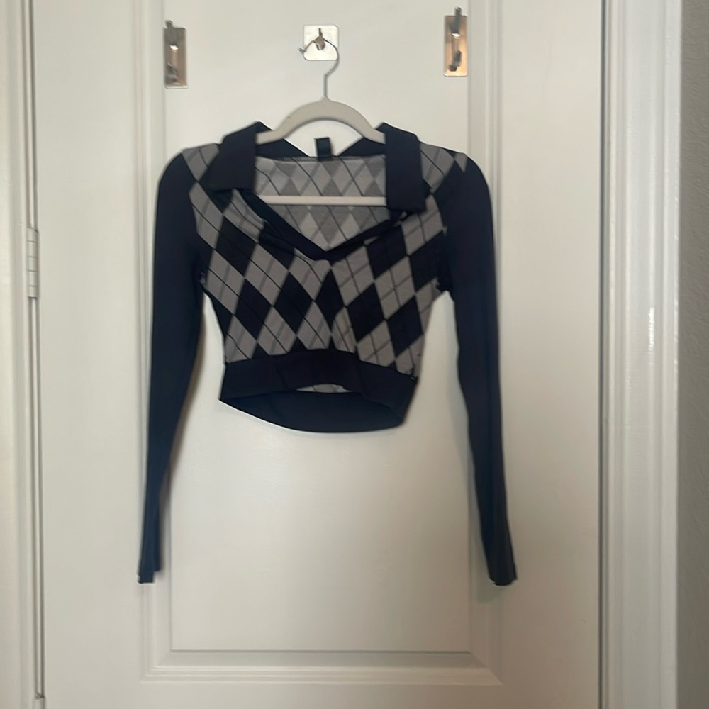 SHEIN, cropped long sleeve, rhombus pattern, Size XS